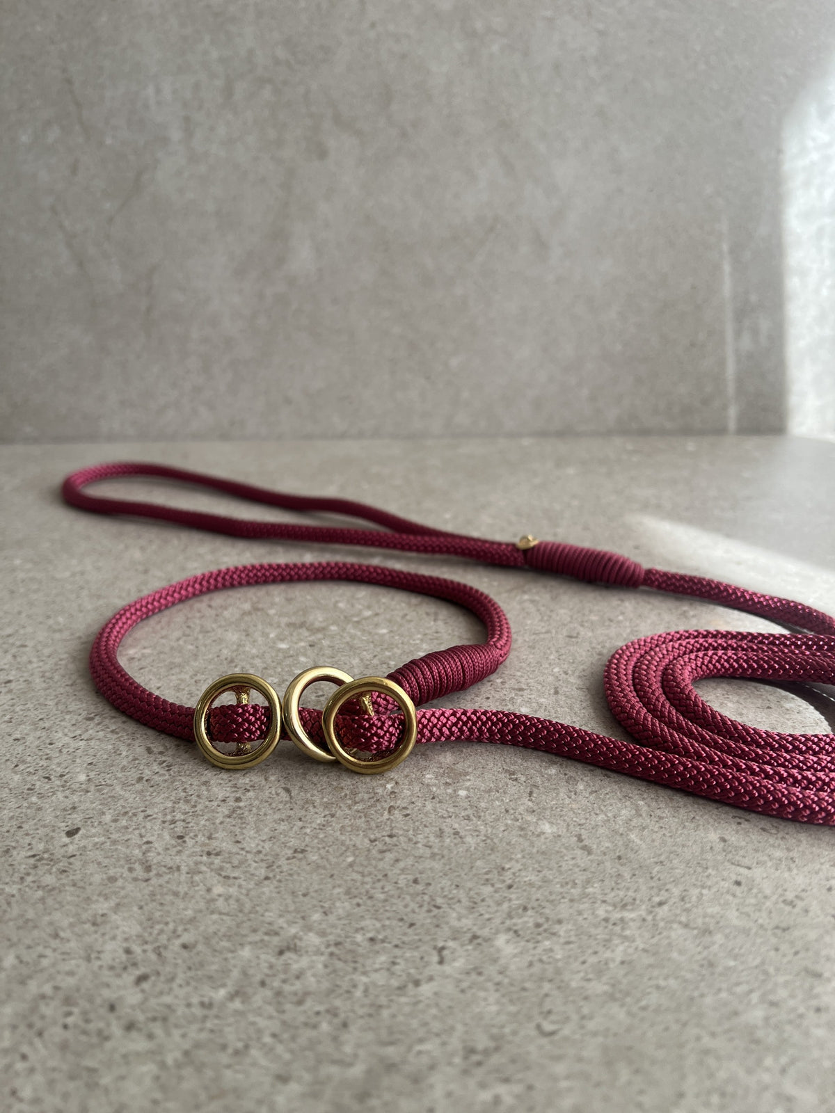 Retrieverline Wine Red
