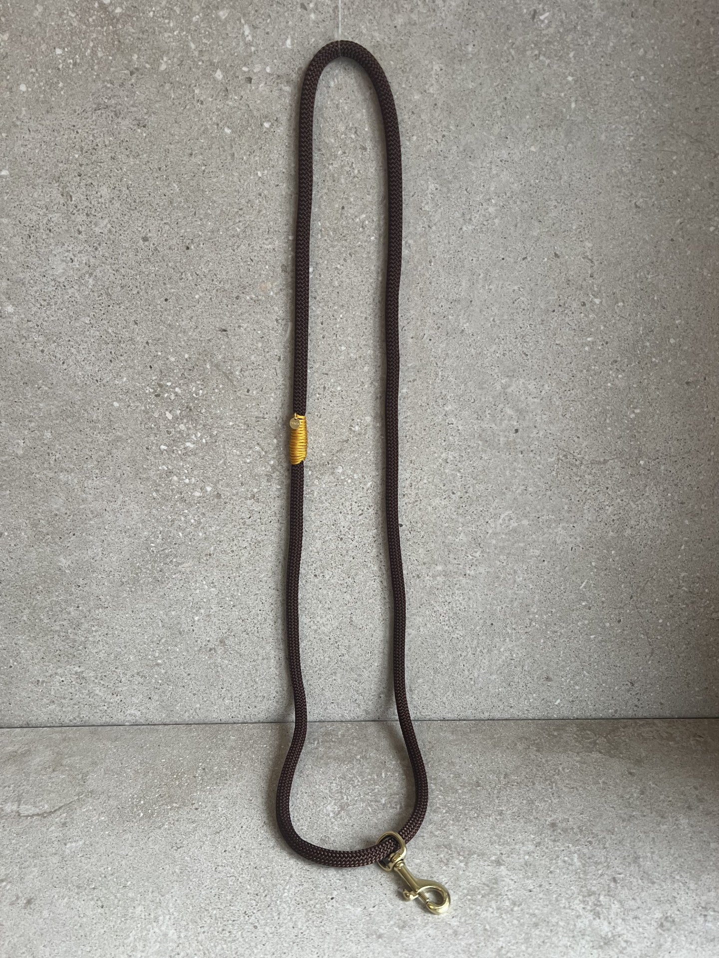 Crossbody line Walnut/Golden Rod